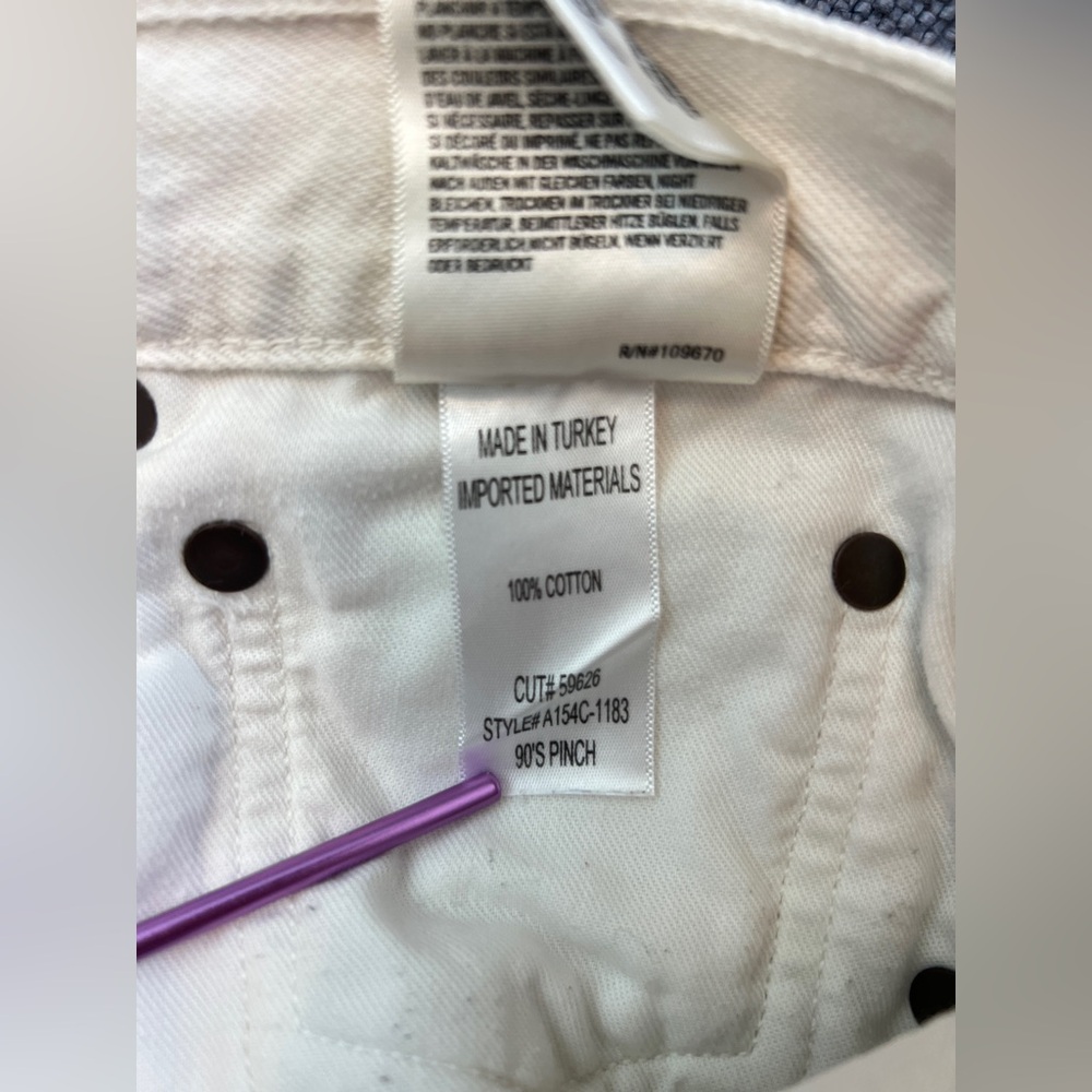 Agolde 90s Pinch High Rise Raw Hem in Marshmallow, Size 30 - Picture 5 of 5